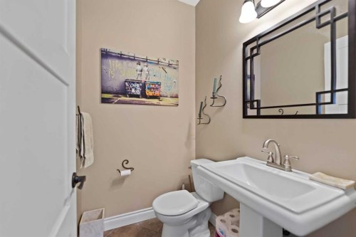 436 Ranchridge Bay Nw, Calgary, AB - Indoor Photo Showing Bathroom