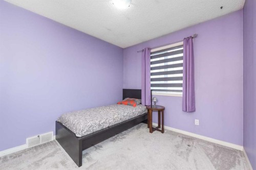 56 Evansbrooke Landing, Calgary, AB - Indoor Photo Showing Bedroom