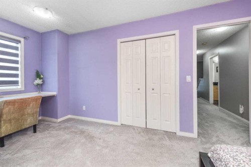 56 Evansbrooke Landing, Calgary, AB - Indoor Photo Showing Bedroom