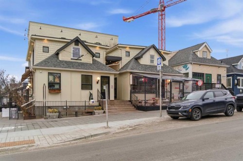 2048 38 Avenue Sw, Calgary, AB - Outdoor With Facade