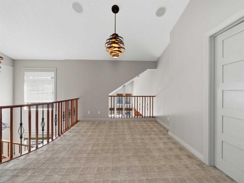10703 Willowgreen Drive Se, Calgary, AB - Indoor Photo Showing Other Room