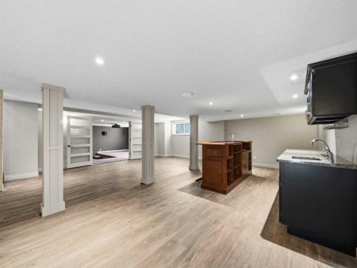 10703 Willowgreen Drive Se, Calgary, AB - Indoor