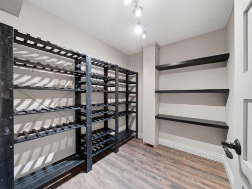 10703 Willowgreen Drive Se, Calgary, AB - Indoor Photo Showing Other Room