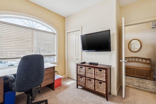 937 Cimarron Park Close, Okotoks, AB - Indoor Photo Showing Office