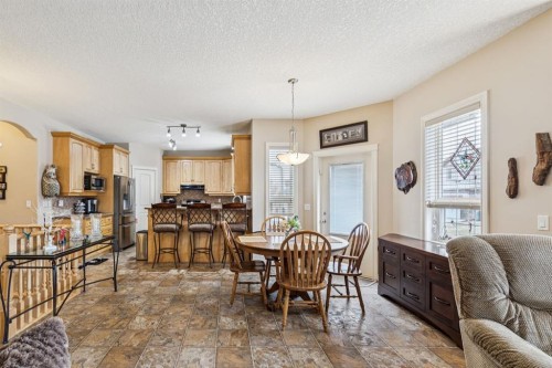 937 Cimarron Park Close, Okotoks, AB - Indoor