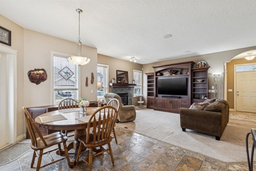 937 Cimarron Park Close, Okotoks, AB - Indoor Photo Showing Dining Room