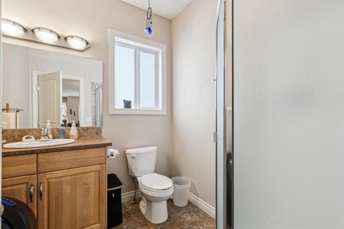 937 Cimarron Park Close, Okotoks, AB - Indoor Photo Showing Bathroom