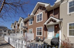 319 Toscana Gardens NW Calgary, AB T3L 3C3