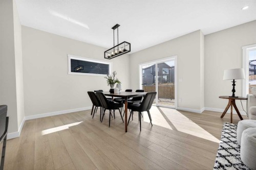 997 Alpine Drive Sw, Calgary, AB - Indoor Photo Showing Dining Room