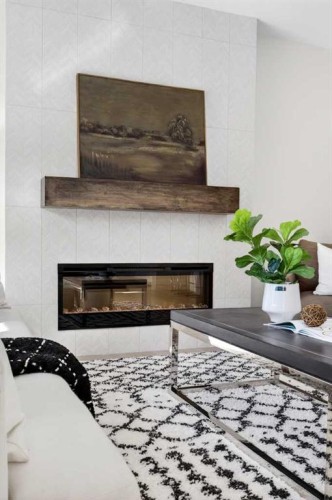997 Alpine Drive Sw, Calgary, AB - Indoor With Fireplace