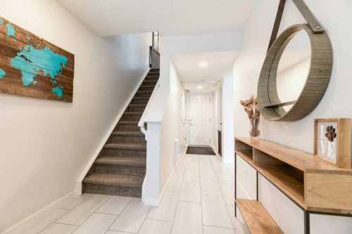 204 Sundown Road, Cochrane, AB - Indoor Photo Showing Other Room