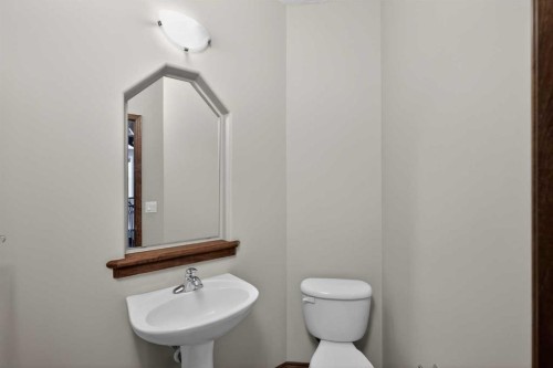 70 Panatella Circle Nw, Calgary, AB - Indoor Photo Showing Bathroom