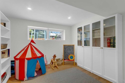 40 Deermont Road Se, Calgary, AB - Indoor