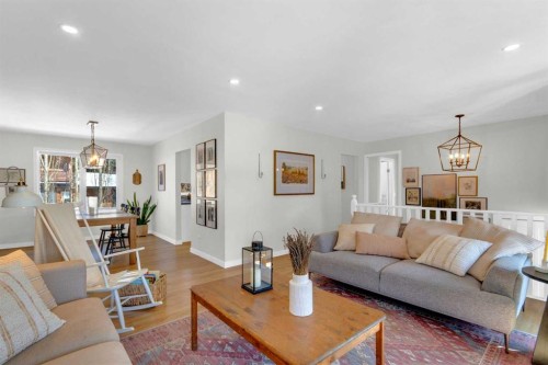 40 Deermont Road Se, Calgary, AB - Indoor Photo Showing Living Room