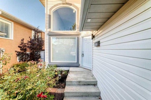 10134 Hidden Valley Drive Nw, Calgary, AB - Outdoor With Exterior