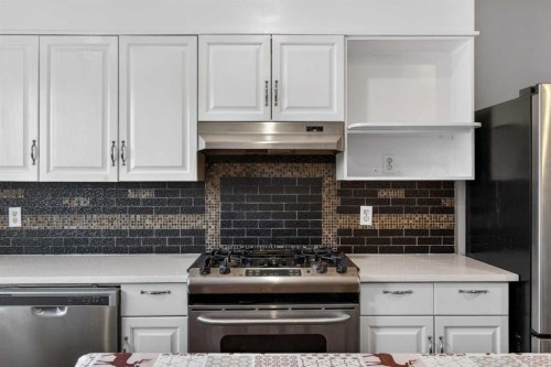 32 Fallingworth Court Ne, Calgary, AB - Indoor Photo Showing Kitchen