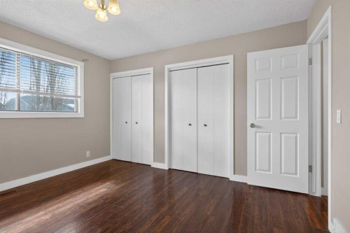 32 Fallingworth Court Ne, Calgary, AB - Indoor Photo Showing Other Room