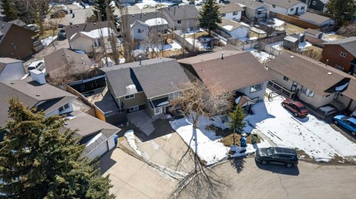32 Fallingworth Court Ne, Calgary, AB - Outdoor With View