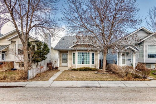 243 Erin Meadow Close, Calgary, AB - Outdoor With Facade