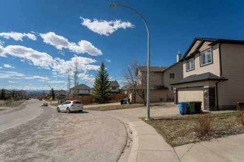 322 Rockyspring Circle Nw, Calgary, AB - Outdoor
