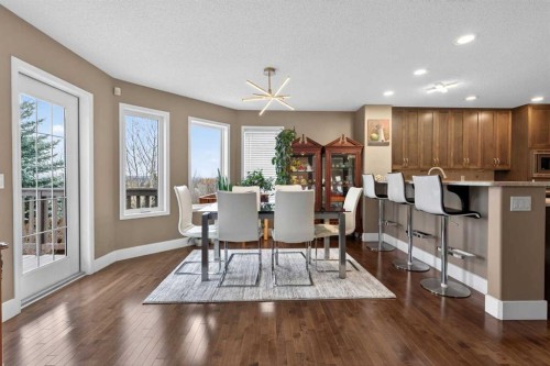 111 Valley Ponds Crescent Nw, Calgary, AB - Indoor Photo Showing Dining Room