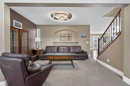 111 Valley Ponds Crescent Nw, Calgary, AB - Indoor