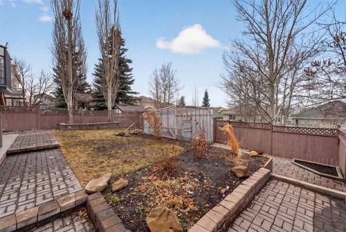 111 Valley Ponds Crescent Nw, Calgary, AB - Outdoor