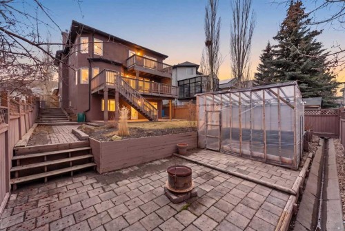 111 Valley Ponds Crescent Nw, Calgary, AB - Outdoor