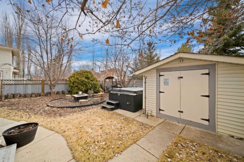 90 Riverview Circle Se, Calgary, AB - Outdoor