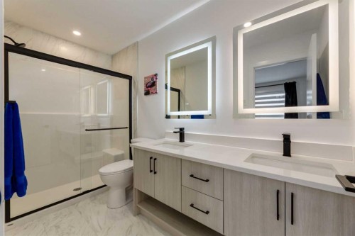 94-903 Mahogany Boulevard Se, Calgary, AB - Indoor Photo Showing Bathroom