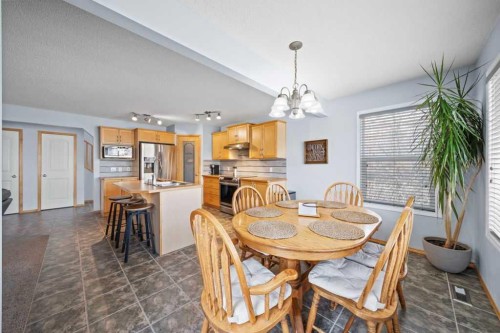 190 Brightonstone Bay Se, Calgary, AB - Indoor Photo Showing Dining Room