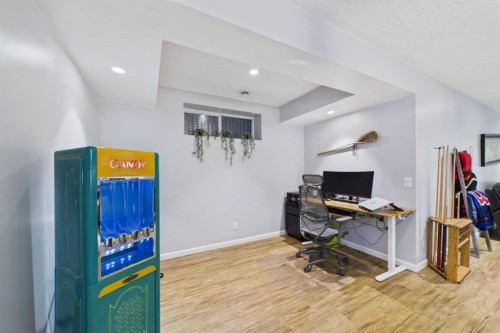 190 Brightonstone Bay Se, Calgary, AB - Indoor Photo Showing Office