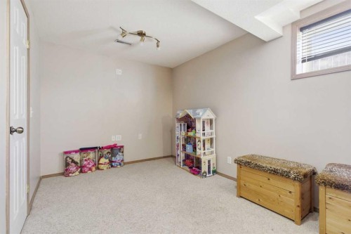 105 Crystalridge Drive, Okotoks, AB - Indoor