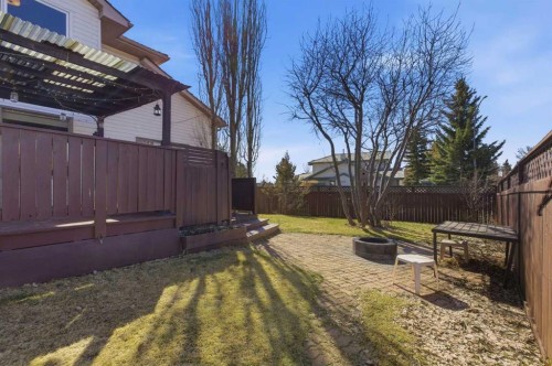 105 Crystalridge Drive, Okotoks, AB - Outdoor