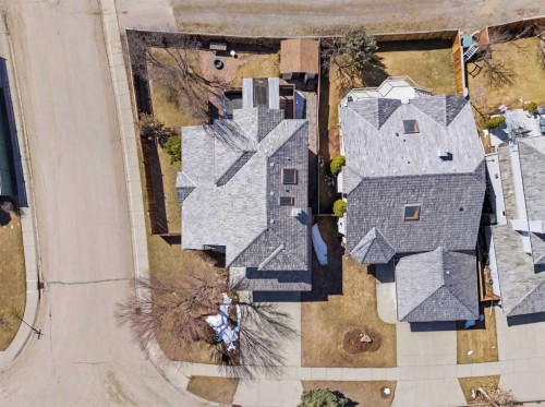 105 Crystalridge Drive, Okotoks, AB - Outdoor