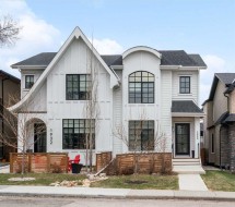 1930 48 Avenue SW Calgary, AB T2T 2T3