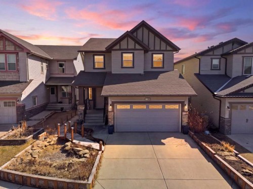 1198 Kingston Crescent SE Airdrie, AB T4A 0E9