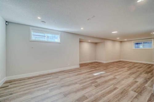 111 Aspen Summit Boulevard Sw, Calgary, AB - Indoor Photo Showing Other Room