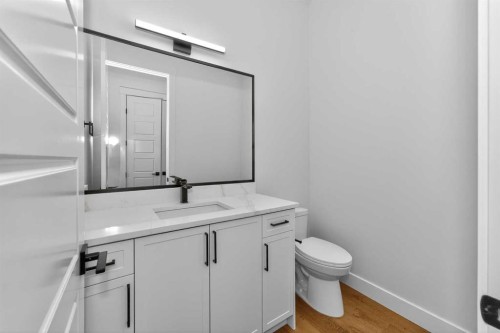 380 Watercrest Place, Chestermere, AB - Indoor Photo Showing Bathroom