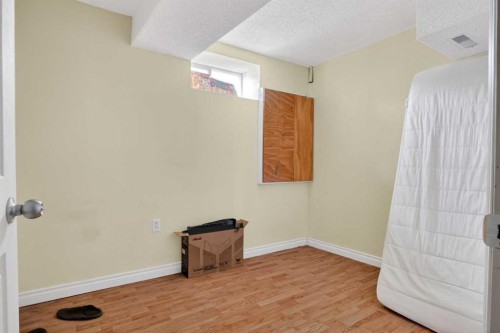 34 Simcoe Place Sw, Calgary, AB - Indoor