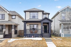 47 Copperpond Heights SE Calgary, AB T2Z 0W8