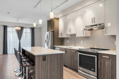 958 Sherwood Boulevard Nw, Calgary, AB - Indoor Photo Showing Kitchen With Stainless Steel Kitchen With Upgraded Kitchen