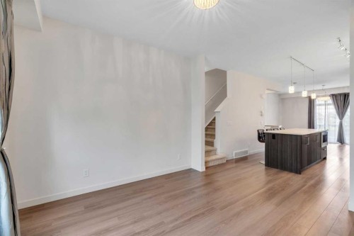 958 Sherwood Boulevard Nw, Calgary, AB - Indoor Photo Showing Other Room