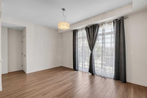 958 Sherwood Boulevard Nw, Calgary, AB - Indoor Photo Showing Other Room