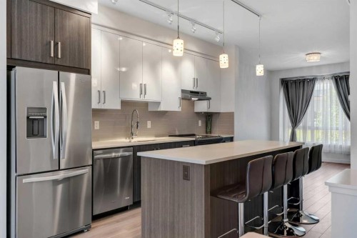 958 Sherwood Boulevard Nw, Calgary, AB - Indoor Photo Showing Kitchen With Stainless Steel Kitchen With Upgraded Kitchen