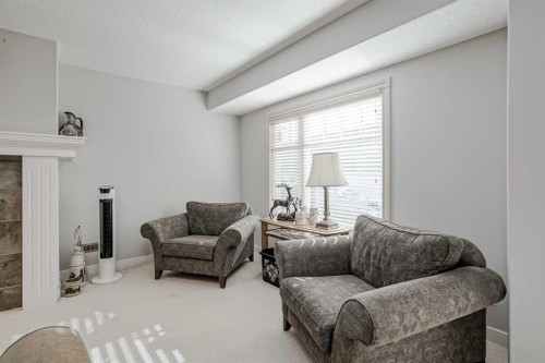 103 Bridle Estates Mews Sw, Calgary, AB - Indoor Photo Showing Living Room