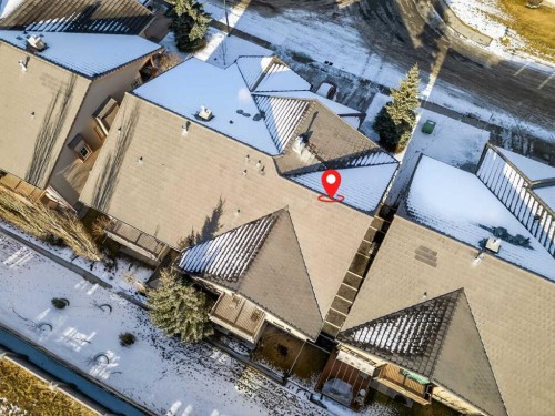 103 Bridle Estates Mews Sw, Calgary, AB - Outdoor