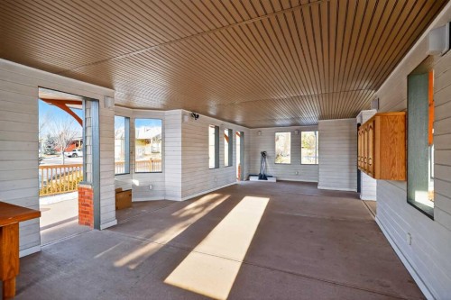 103 Bridle Estates Mews Sw, Calgary, AB -  With Exterior