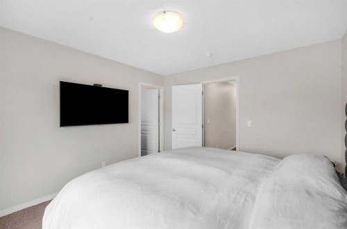 92 Legacy Glen Street Se, Calgary, AB - Indoor Photo Showing Bedroom