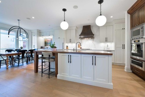 1903 48 Avenue Sw, Calgary, AB - Indoor Photo Showing Kitchen With Upgraded Kitchen